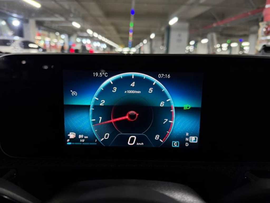 Mercedes Benz A Class - Vista 9