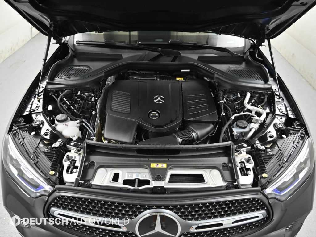 Mercedes Benz GLC Class - Vista 6