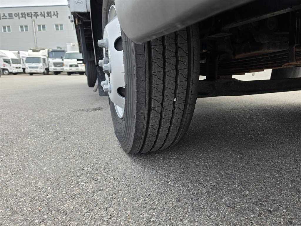 medium and large cargo truck 2021 Blanco - Importación desde Corea - HF Imports Iquique - Foto 15