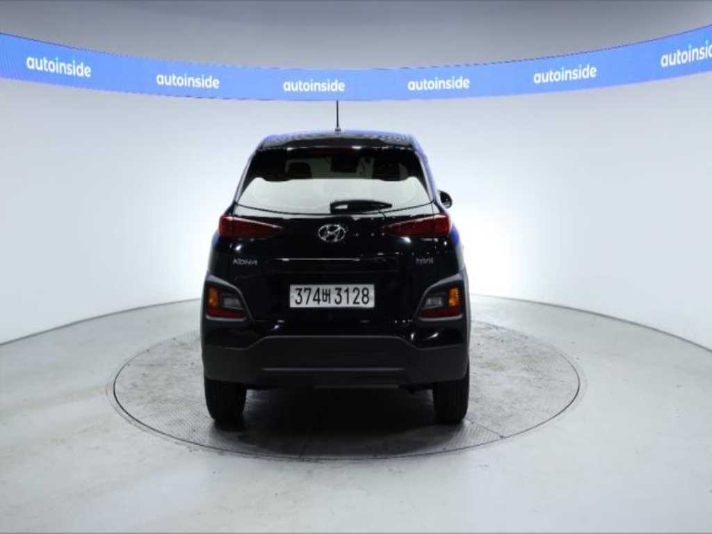 HYUNDAI Kona - Vista 4