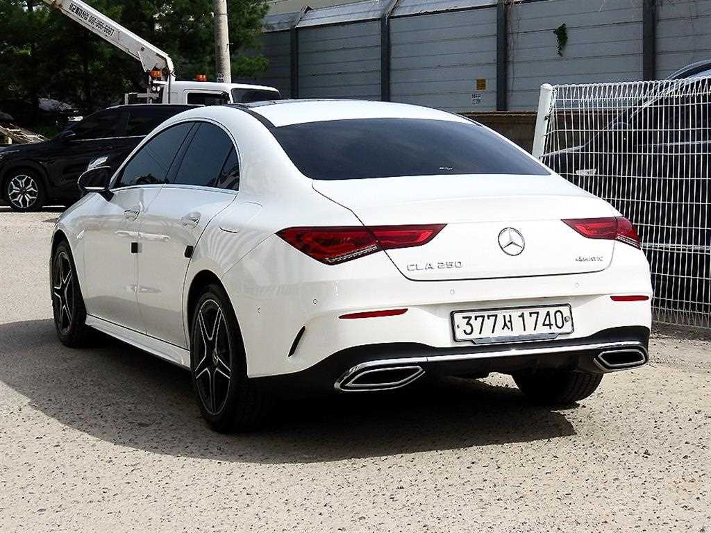 Mercedes Benz CLA Class - Vista 4
