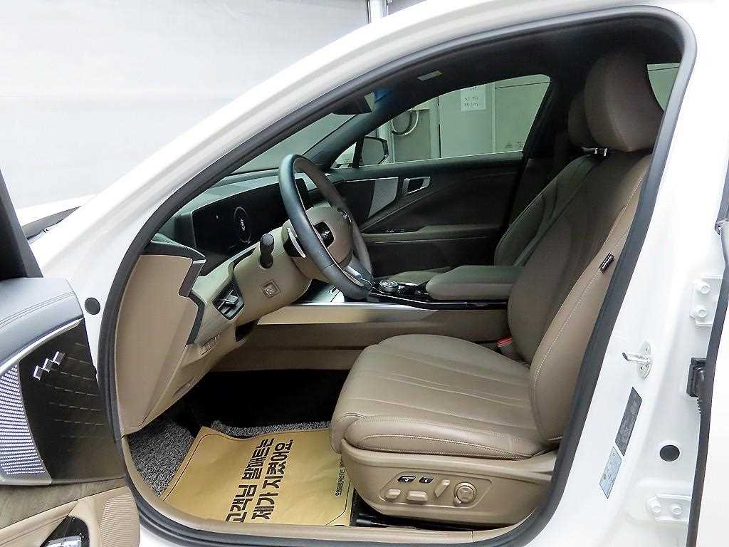 KIA K8 - Vista 5