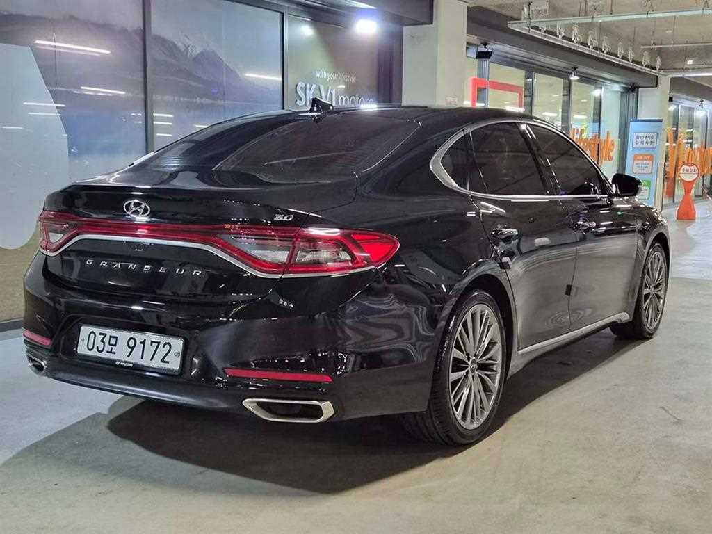 HYUNDAI Grandeur - Vista 4