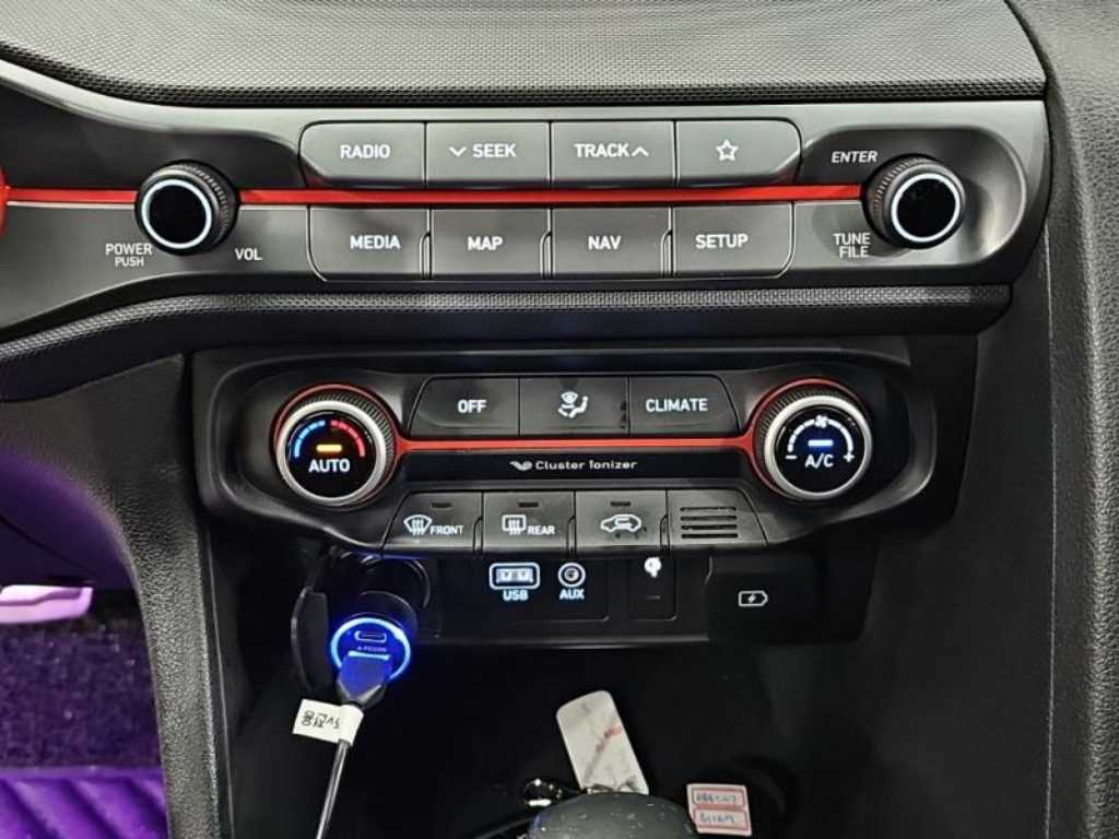 HYUNDAI Veloster - Vista 12