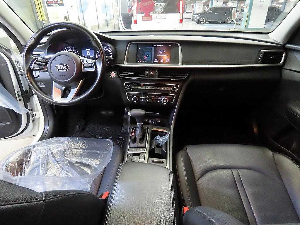 KIA K5 - Vista 10