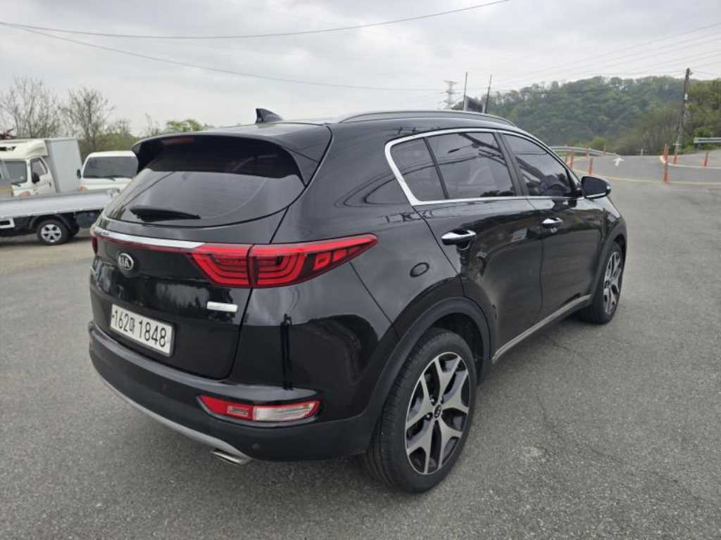 KIA Sportage - Vista 4