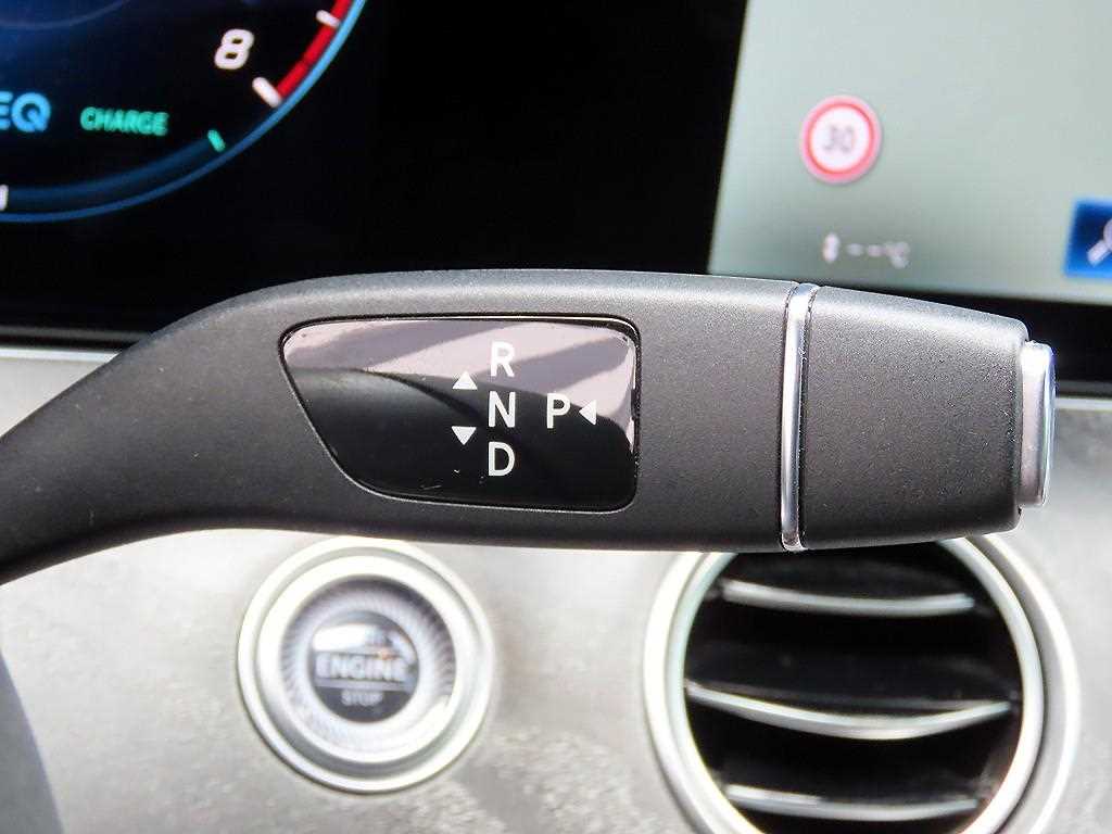 Mercedes Benz E class - Vista 10