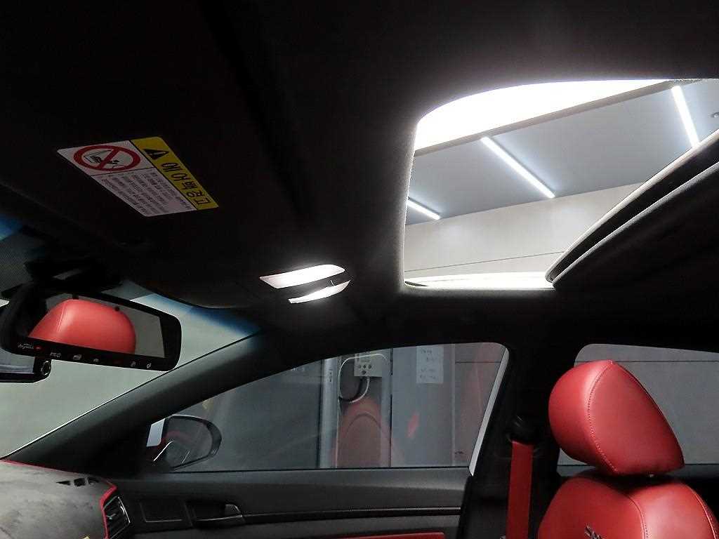 HYUNDAI Avante 2017 Blanco - Importación desde Corea - HF Imports Iquique - Foto 18