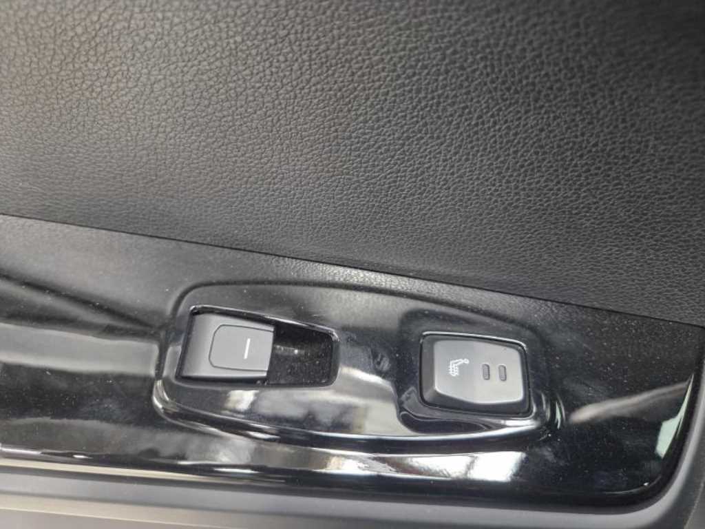 Ssangyong Torres - Vista 11