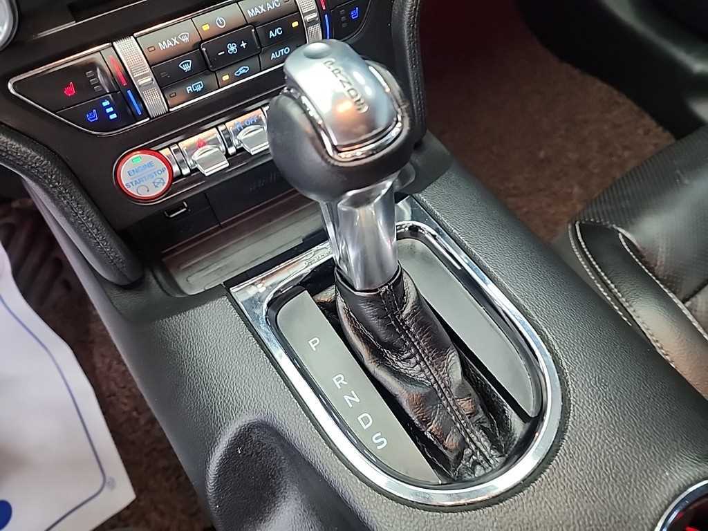 Ford Mustang - Vista 8