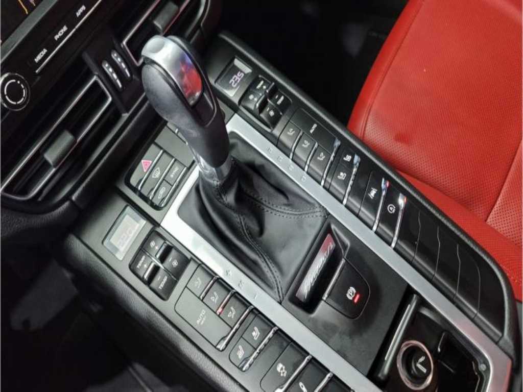 Porsche Macan - Vista 12