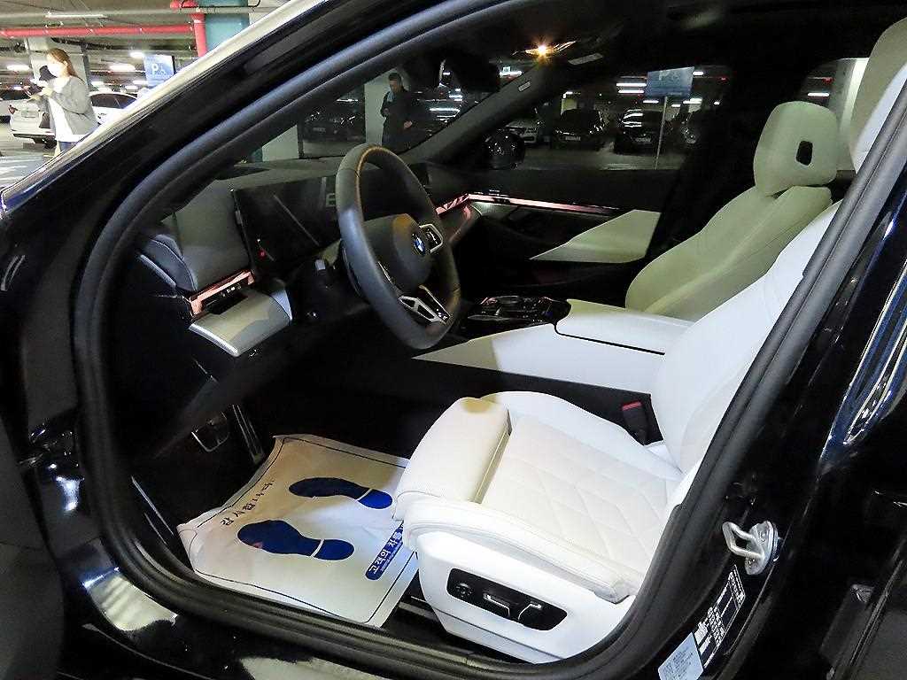 BMW 5 Series - Vista 6