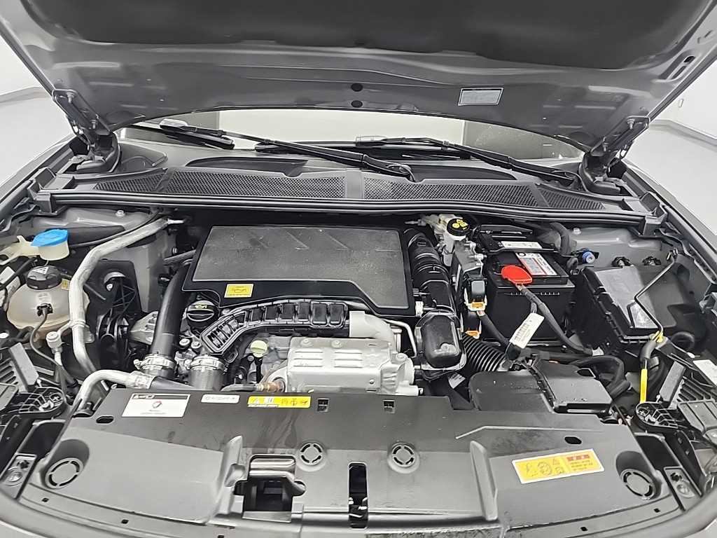 Peugeot 408 - Vista 5