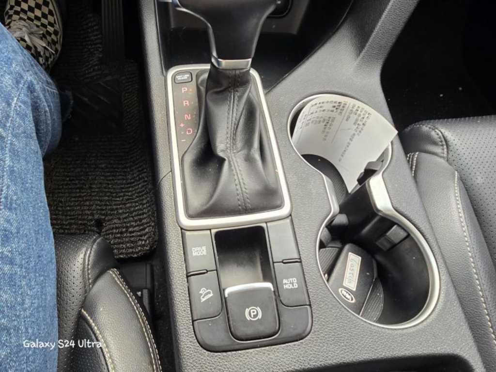 KIA Sportage - Vista 8