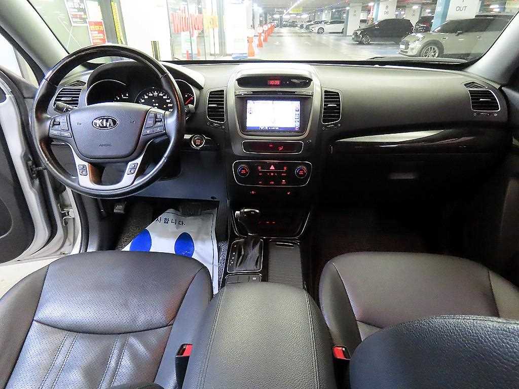 KIA Sorento - Vista 10
