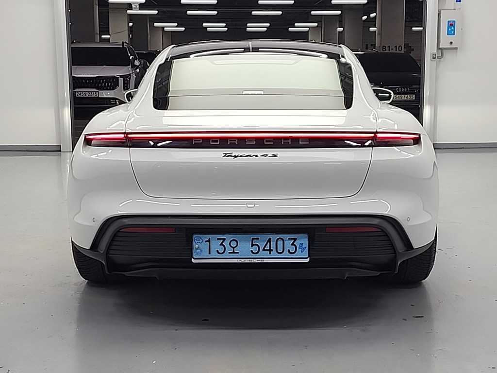 Porsche Taycan - Vista 2