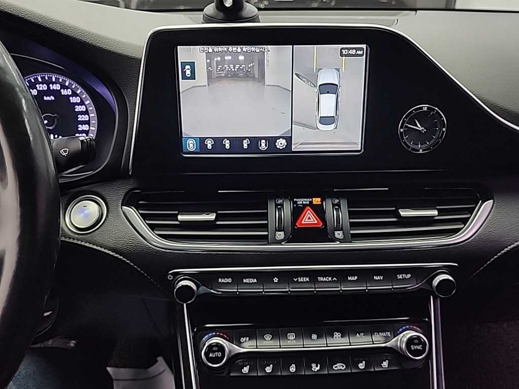 HYUNDAI Grandeur - Vista 10