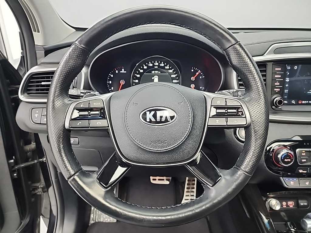 KIA Sorento - Vista 9