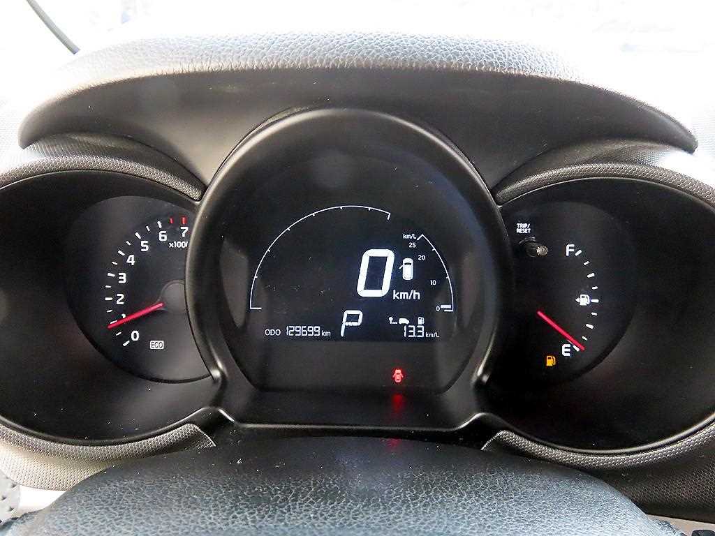 KIA Ray - Vista 9