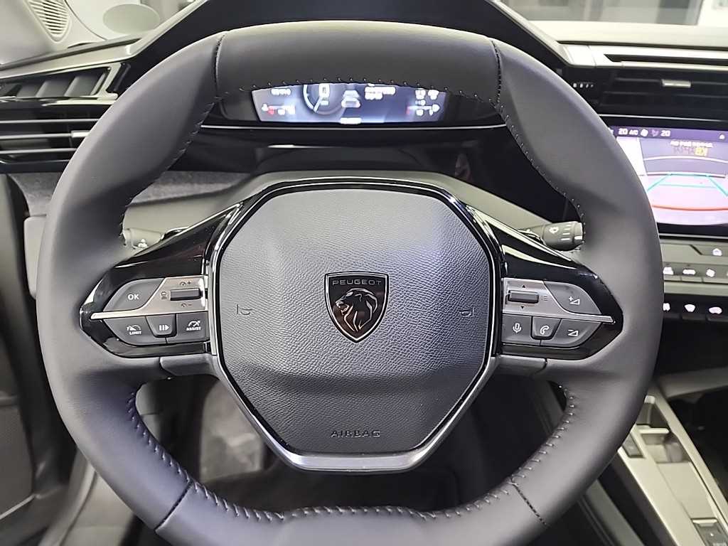 Peugeot 408 - Vista 9