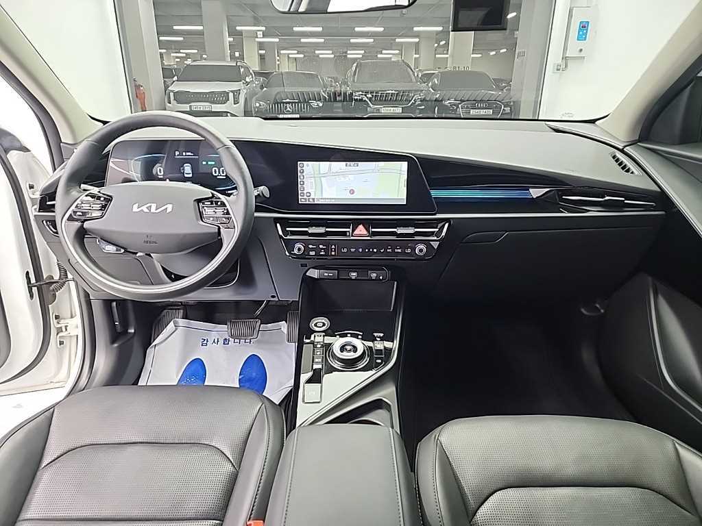 KIA Niro - Vista 8