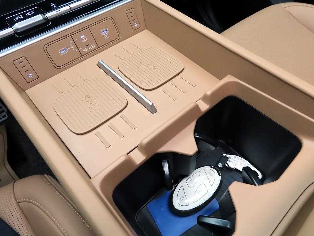 HYUNDAI Santa Fe - Vista 10