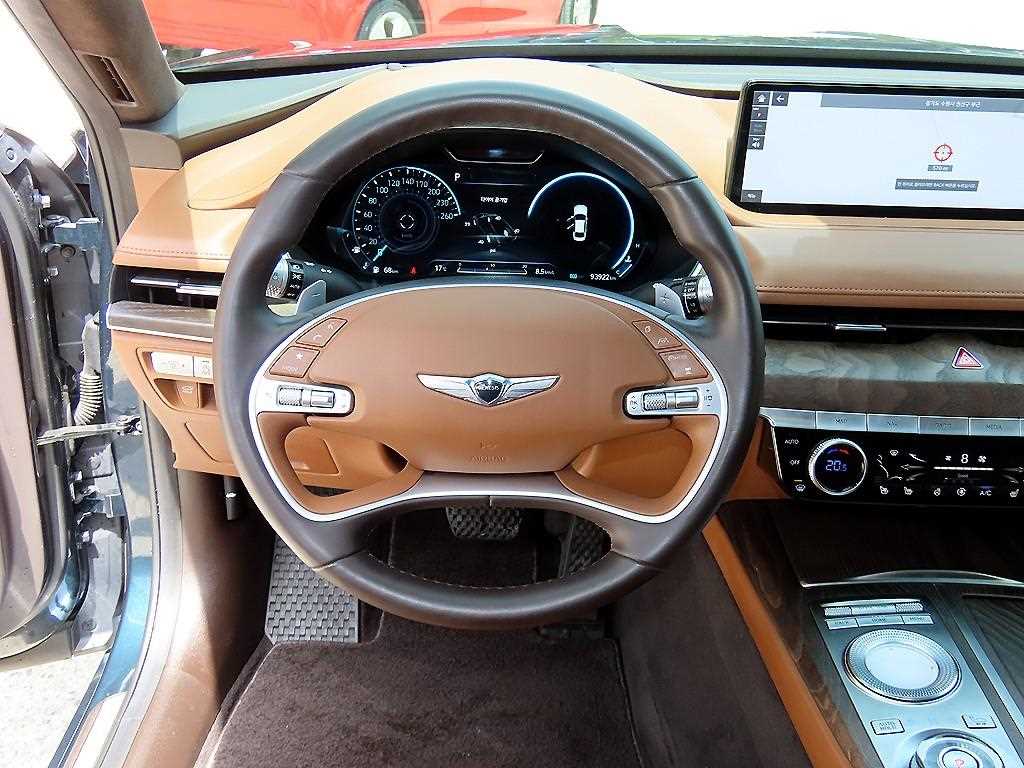 Genesis G80 - Vista 8