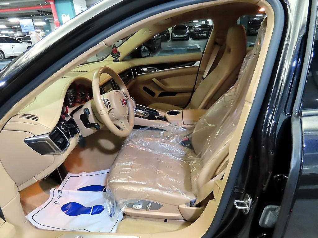 Porsche Panamera - Vista 6