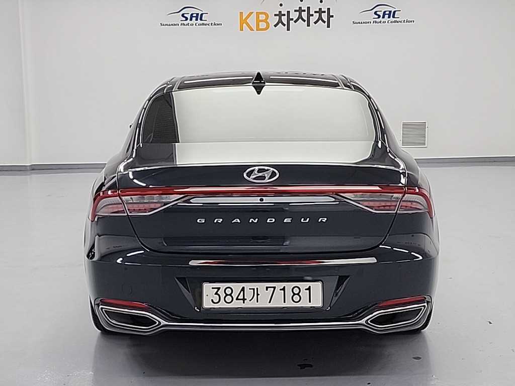 HYUNDAI Grandeur - Vista 3