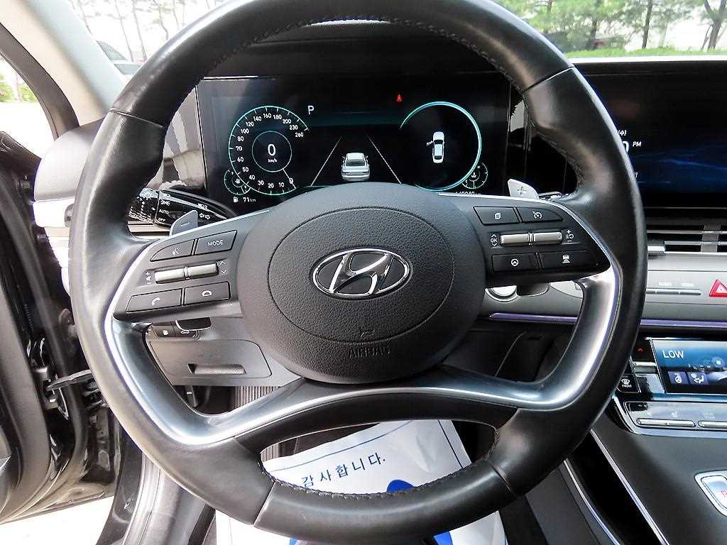 HYUNDAI Grandeur - Vista 8