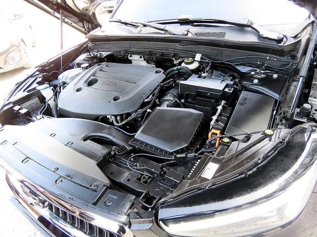 Volvo XC40 2024 Negro - Importación desde Corea - HF Imports Iquique - Foto 19