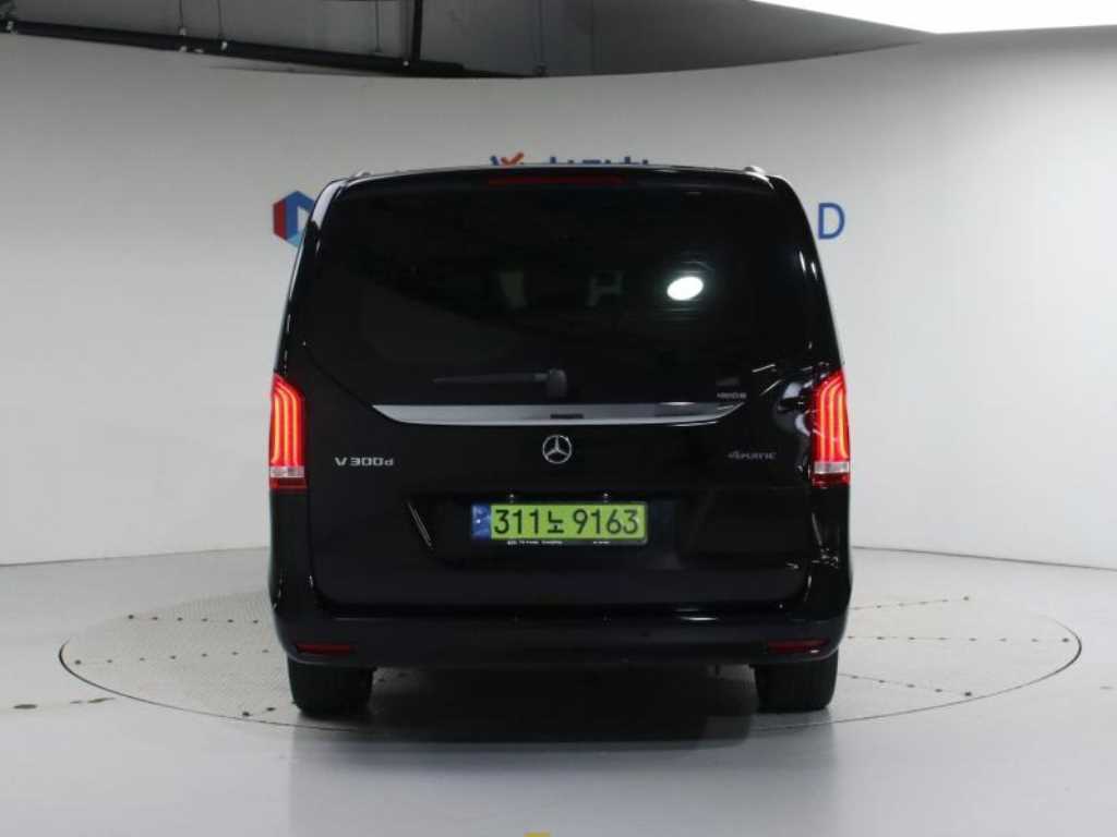 Mercedes Benz V Class - Vista 4