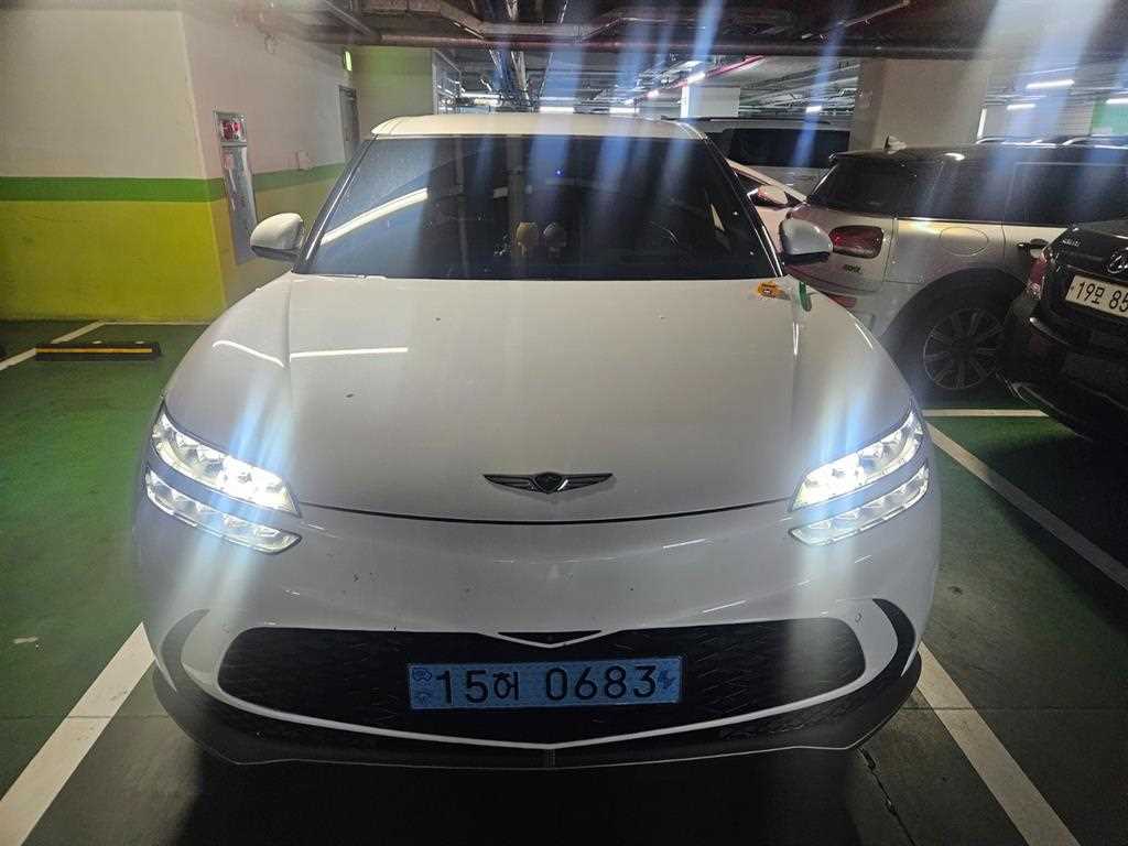 Genesis GV60 2022 Blanco - Importación desde Corea - HF Imports Iquique - Foto 1