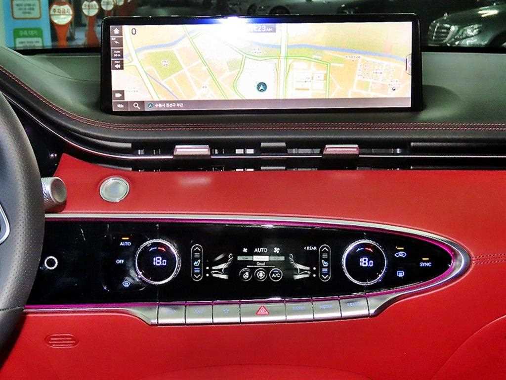 Genesis GV70 - Vista 11