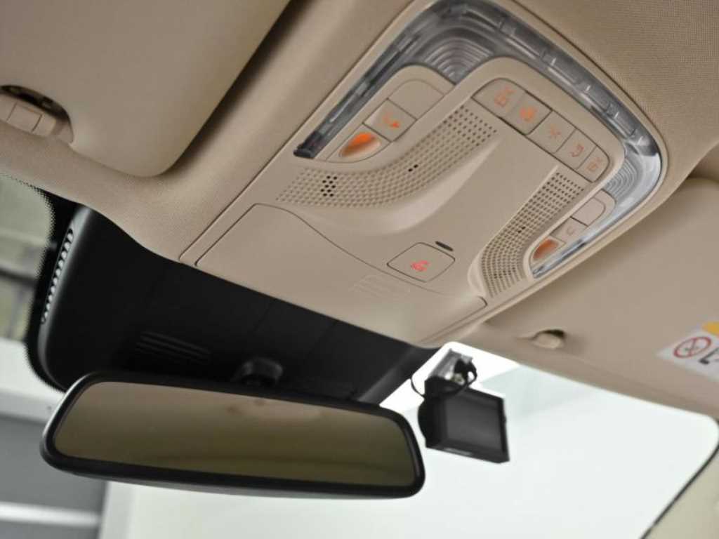 Mercedes Benz V Class 2023 Negro - Importación desde Corea - HF Imports Iquique - Foto 18