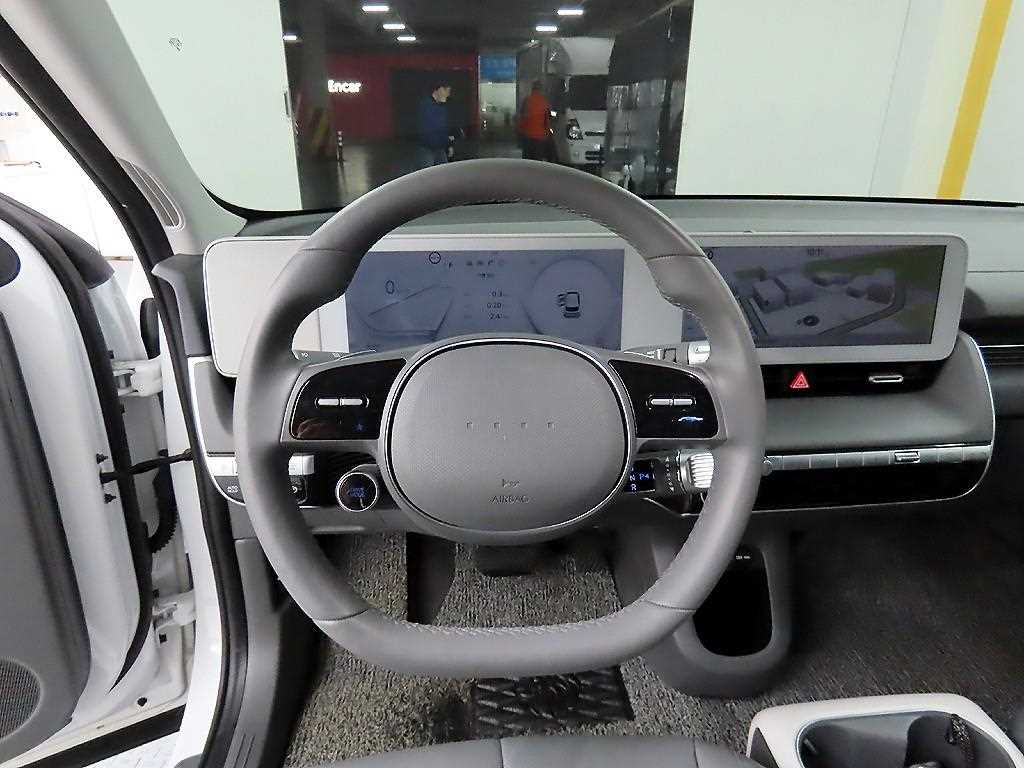 HYUNDAI Ioniq 5 - Vista 9