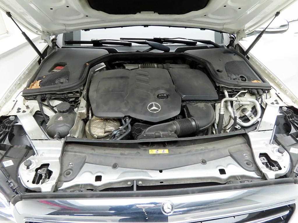 Mercedes Benz E class 2017 Blanco - Importación desde Corea - HF Imports Iquique - Foto 20