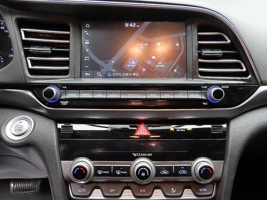 HYUNDAI Avante 2019 Blanco - Importación desde Corea - HF Imports Iquique - Foto 15