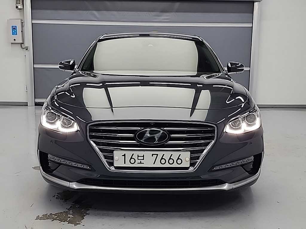 HYUNDAI Grandeur - Vista 2