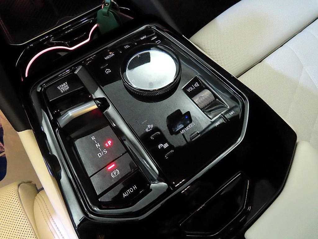 BMW 5 Series - Vista 12