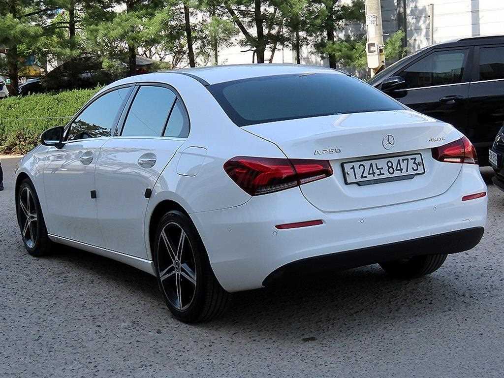Mercedes Benz A Class - Vista 3