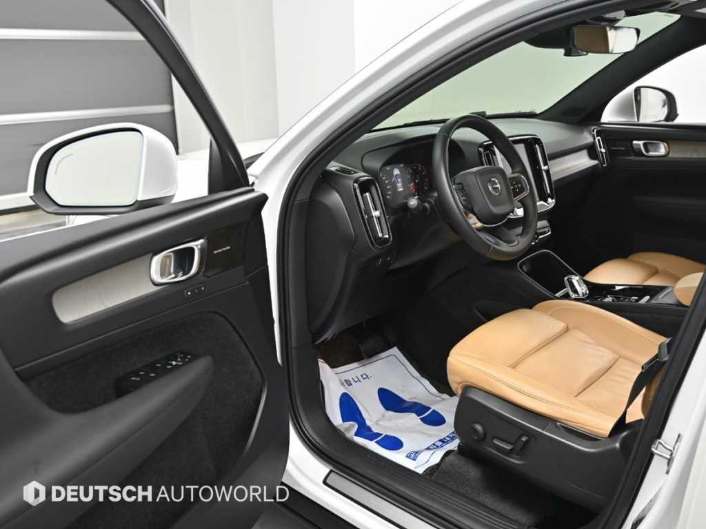 Volvo XC40 - Vista 11