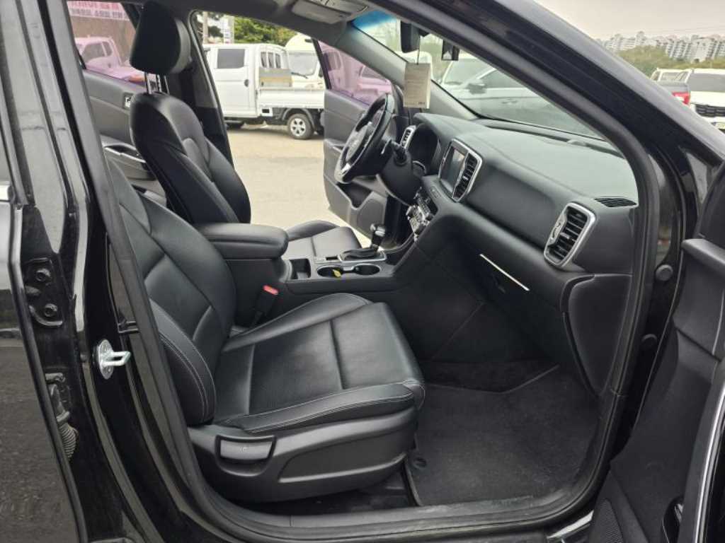 KIA Sportage - Vista 9