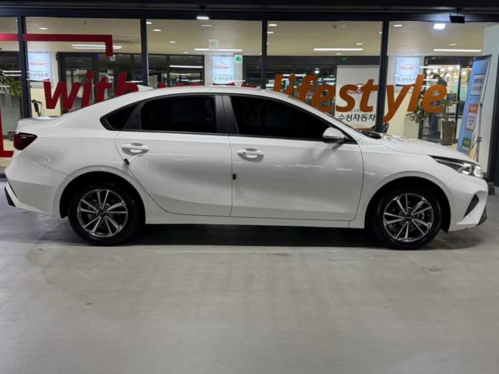 KIA K3 - Vista 3