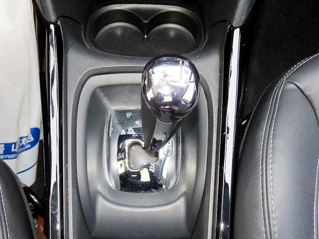 Peugeot 2008 - Vista 10