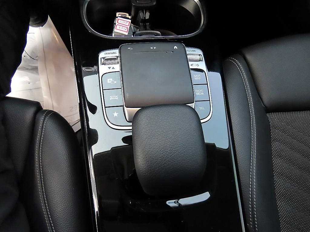 Mercedes Benz A Class - Vista 12