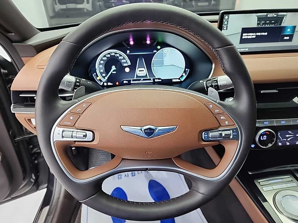 Genesis G80 - Vista 9