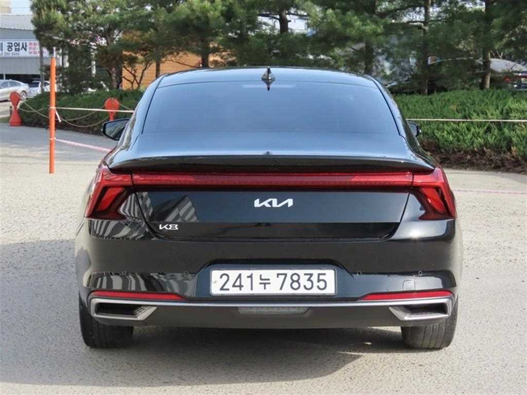 KIA K8 - Vista 4