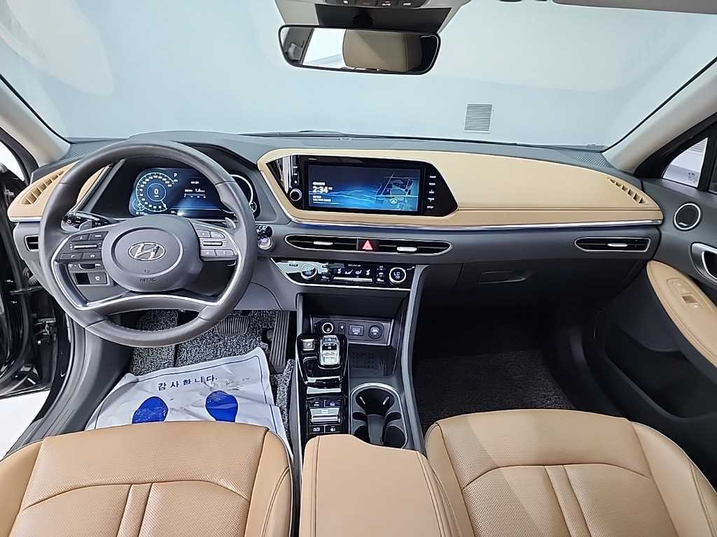 HYUNDAI Sonata - Vista 7