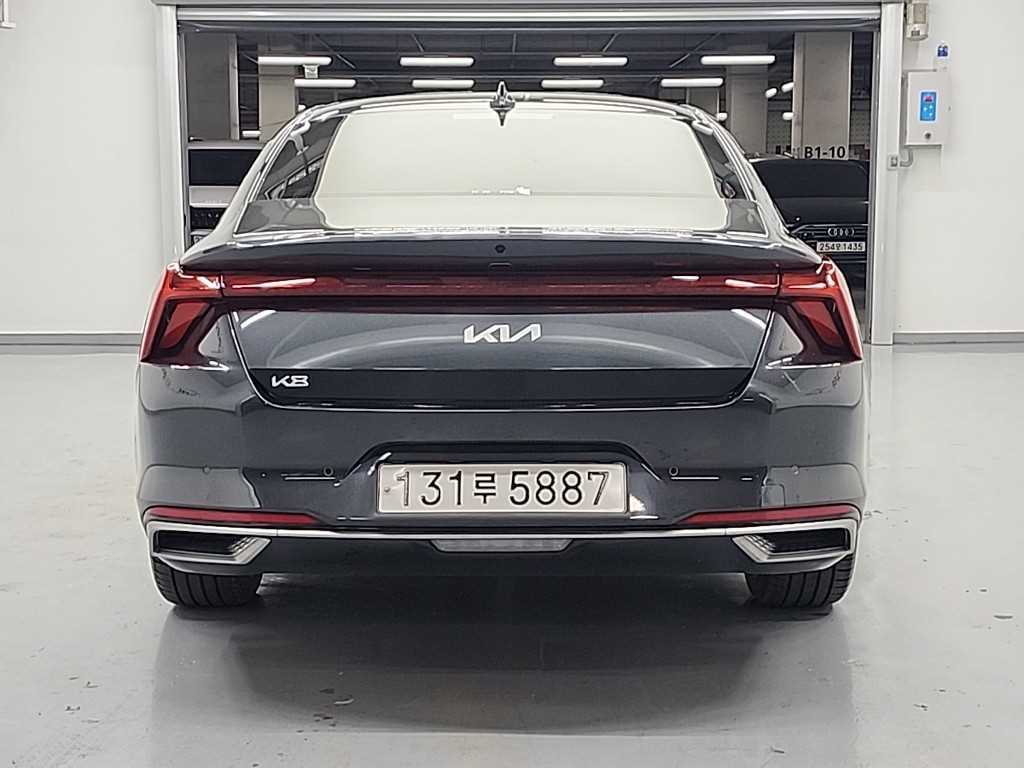 KIA K8 - Vista 3